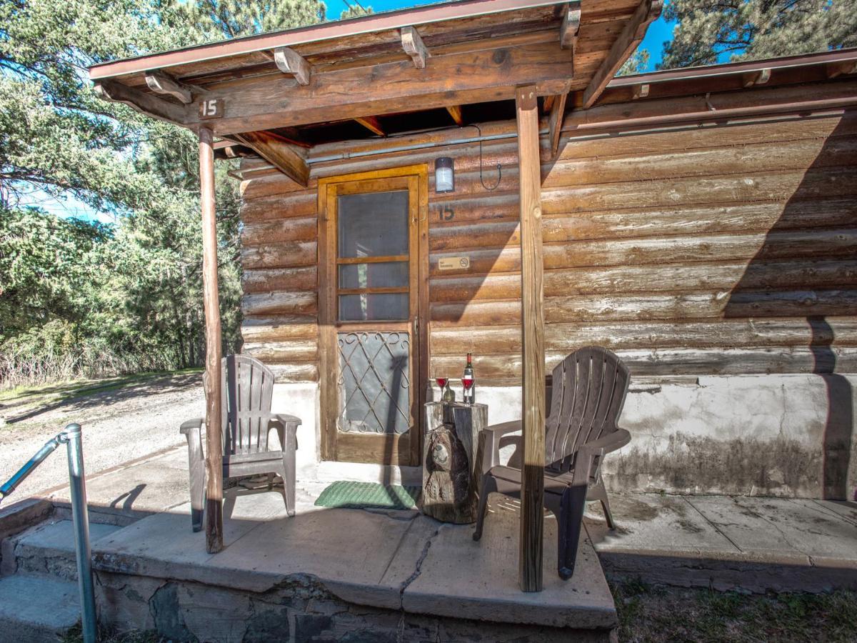 Apache Village Cabinette 15, Queen Bed, Midtown, Sleeps 2 Ruidoso Exterior photo